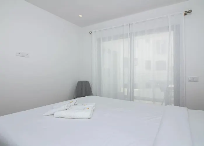 Panoramic E By Ici Daire